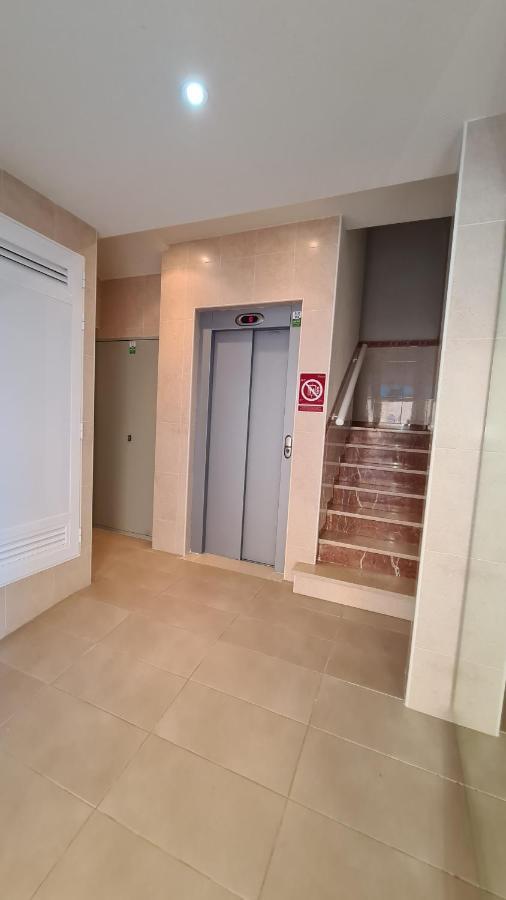 Apartamento Parque Elche If Бенидорм Екстериор снимка